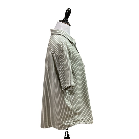 Levi's Men's Size XL Casual Button Down Shirt Short Sleeves Striped 100% Cotton - Picture 4 of 6